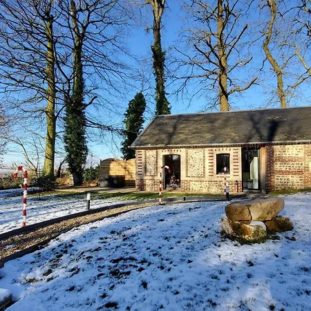 Holiday home Maison En Normandie La Herissonnerie Saint-Eustache-la-Foret